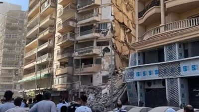 «الصحة»: إخراج مصاب واحد من تحت أنقاض عقار ميامي المنهار
