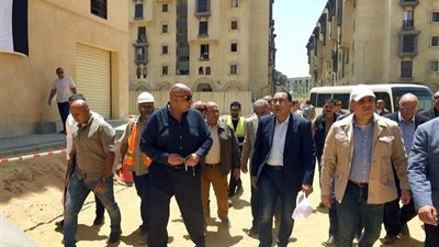 رئيس الوزراء يتفقد مشروع تطوير منطقة الطيبي 