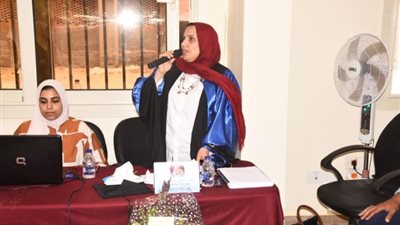 مناقشة أول رسالة دكتوراة لسيدة بدوية بجامعة مطروح
