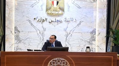 «الوزراء» يسمح للمستثمر الأجنبي بالقيد في سجل المستوردين