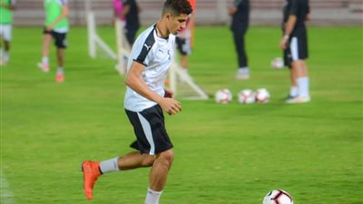 انضمام محمد عبد الغني لقائمة مباراة الزمالك والمقاولون
