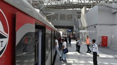 خطوات الدخول والخروج من البوابات الإلكترونية بمحطات السكة الحديد