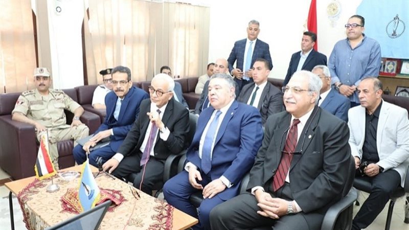 جانب من الزيارة