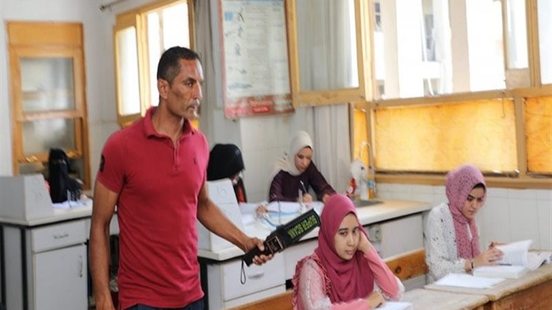 طلاب الثانوية العامة