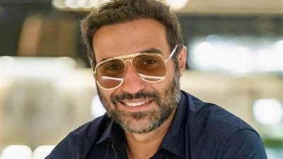 أحمد فهمي يشارك جمهوره افتتاح فيلم «مستر إكس» بدبى