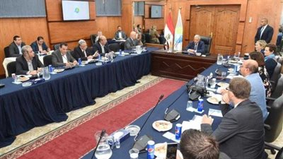 رئيس القابضة للمياه يستقبل وفدًا تجاريًا من بافاريا لبحث سبل التعاون