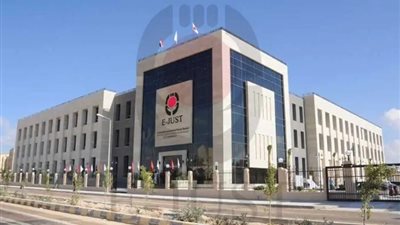 رئيس الجامعة المصرية اليابانية يكشف تفاصيل حصد  الجائزة الدولية لريادة الأعمال