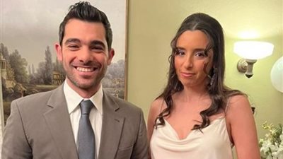 سارة عبد الرحمن تكشف حقيقة خطبتها من عمرو جمال