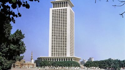 مصر تدين تكرار حالات تمزيق وحرق القرآن الكريم في السويد