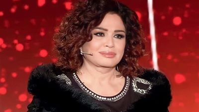 إلهام شاهين عن شادية: 