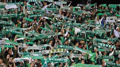 عاجل..وصول جماهير المصري استعداداً لنهائي كأس الرابطة