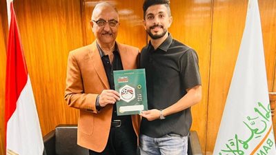 رسمياً.. أيمن أشرف ينتقل لنادي البنك الأهلي
