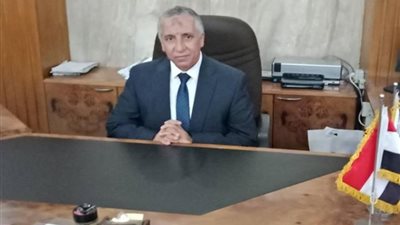 رئيس البحوث الزراعية يتفقد أعمال الإعداد والغربلة والاستلام لتقاوي القمح بالنوبارية