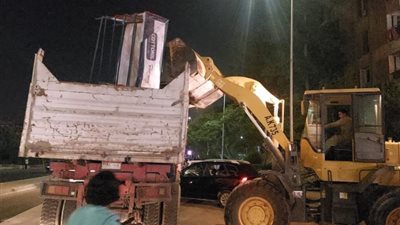 حملة مكثفه لإزالة المخالفات بالمحاور الرئيسية بمدينة ٦ أكتوبر