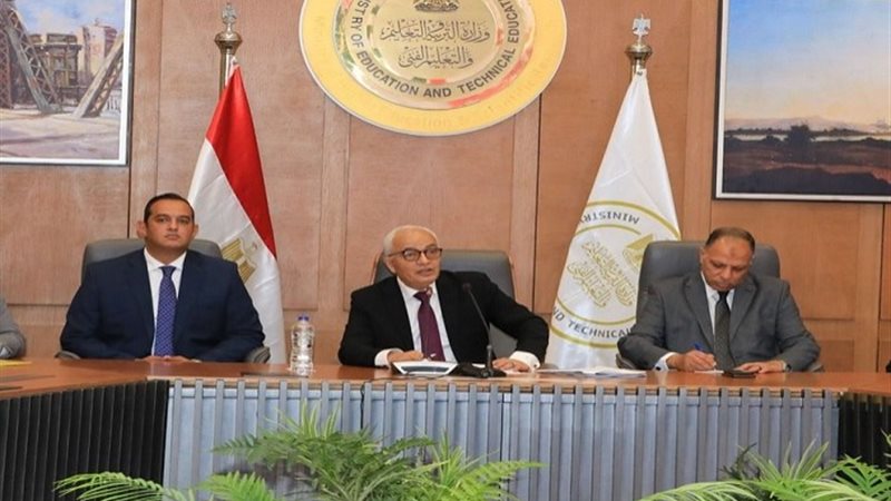 الدكتور رضا حجازي وزير التربية والتعليم
