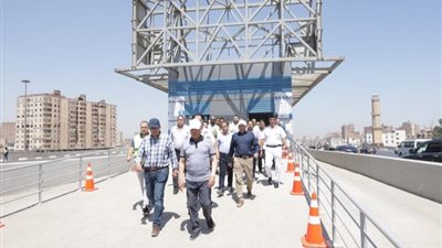 وزير النقل يشدد بتكثيف أعمال تطوير الطريق الدائري