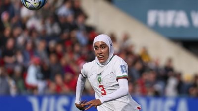 أول محجبة تشارك في كأس العالم لكرة القدم للسيدات