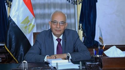 «حجازي»: هدفنا الاستراتيجى تحسين جودة حياة الطالب وأسرهم