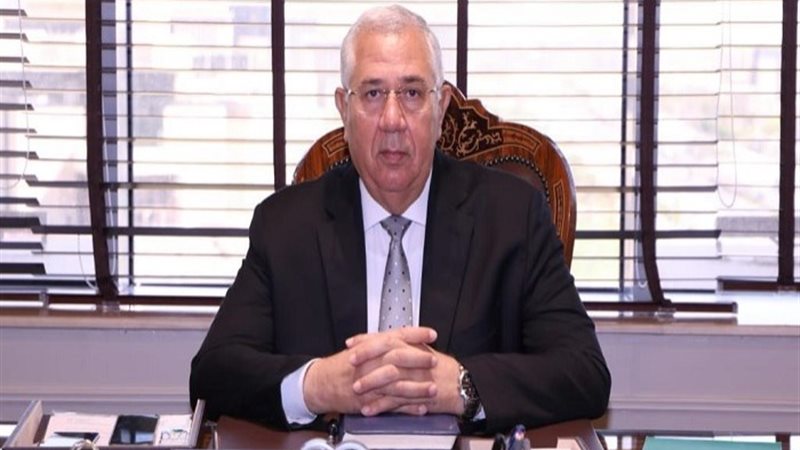 السيد القصير وزير الزراعة