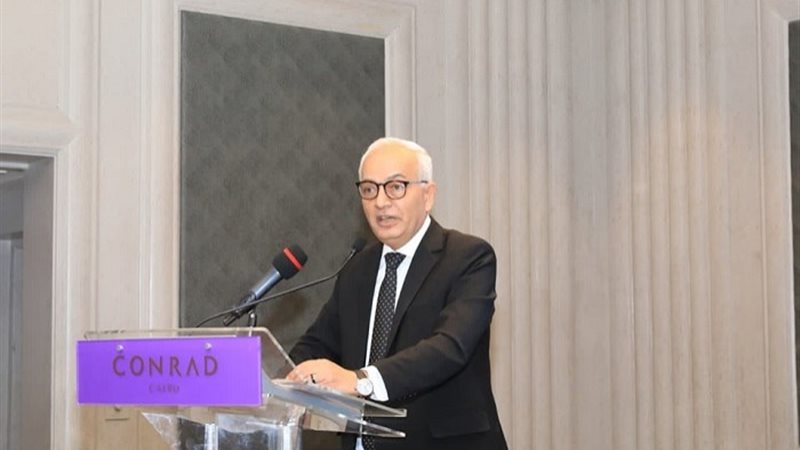 الدكتور رضا حجازي وزير التربية والتعليم