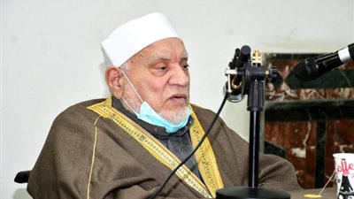 ما بين الحياة والموت.. آخر تطورات الحالة الصحية للدكتور أحمد عمر هاشم