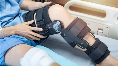 الأكثر شيوعًا بين الرياضيين.. كيف تحمي نفسك من الرباط الصليبي؟