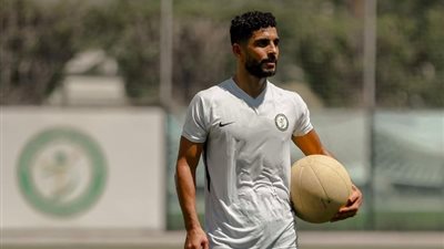 أول ظهور لأيمن أشرف مع البنك الأهلي واللاعب يعلق: «بداية جديدة.. طموح جديد»