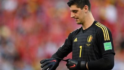 3 مرشحين لخلافة كورتوا.. ريال مدريد يتحرك لضم حارس جديد