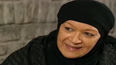 محطات من حياة الفنانة الراحلة هدى سلطان