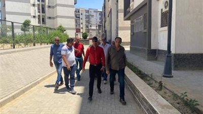 جهاز القاهرة الجديدة يتابع معدلات تنفيذ مشروعات 