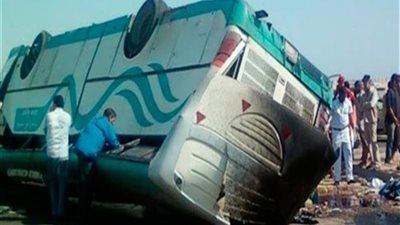 إصابة 15 شخصًا في انقلاب أتوبيس سياحي بالإسكندرية