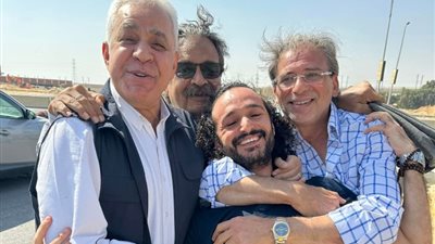 ننشر الصور الأولى لـ أحمد دومة عقب الأفراج عنه