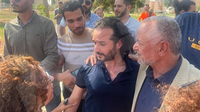 السياسيون يتوجهون بالشكر للرئيس السيسي على خروج أحمد دومة