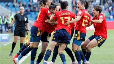 لأول مرة.. سيدات إسبانيا يخطفن كأس العالم