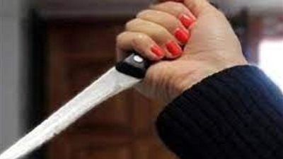 تفاصيل إصابة عامل بطعنة نافذة على يد زوجته بالجيزة