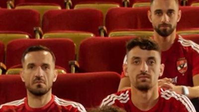 بالصور .. الأهلي يكشف عن قميصه للموسم الجديد من إنتاج «أديداس»
