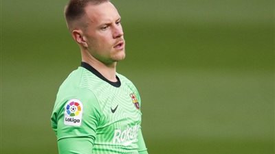 برشلونة يعلن عن تجديد عقد حارسه تيرشتيجن