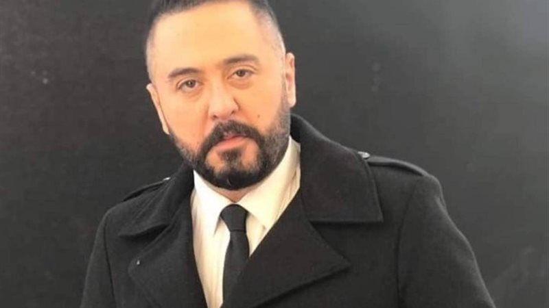 الفنان عمرو عبد العزيز