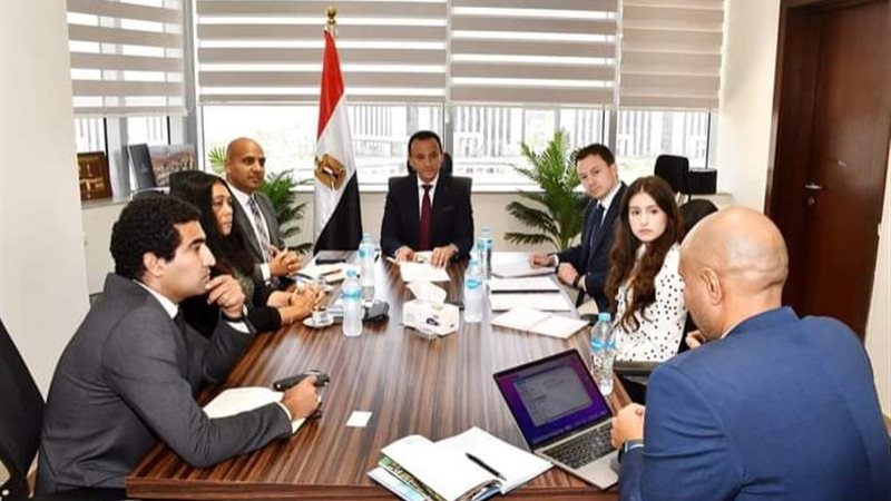 الإسكان تجتمع مع ممثلي السفارة البريطانية