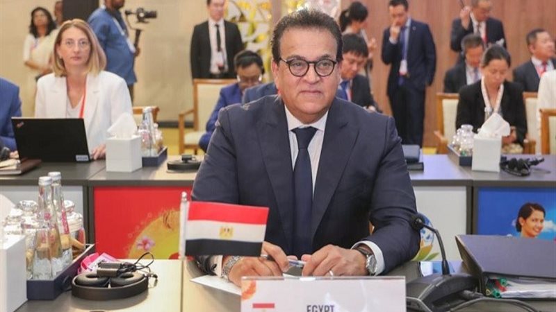 الدكتور خالد عبدالغفار وزير الصحة والسكان