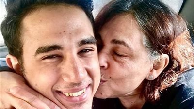 لبنى ونس: «يوسف ابني تعب جدًا في أولاد حريم كريم عشان كده ربنا كرمه»