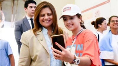 وزيرة الهجرة تصطحب أبناء المصريين بالخارج في جولة بالمتحف القومي للحضارة المصرية