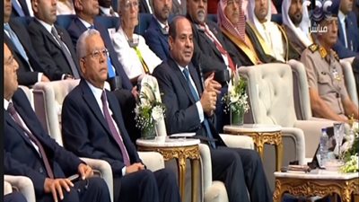 الرئيس السيسي يكلف مصطفى مدبولي برئاسة المجلس القومي للسكان