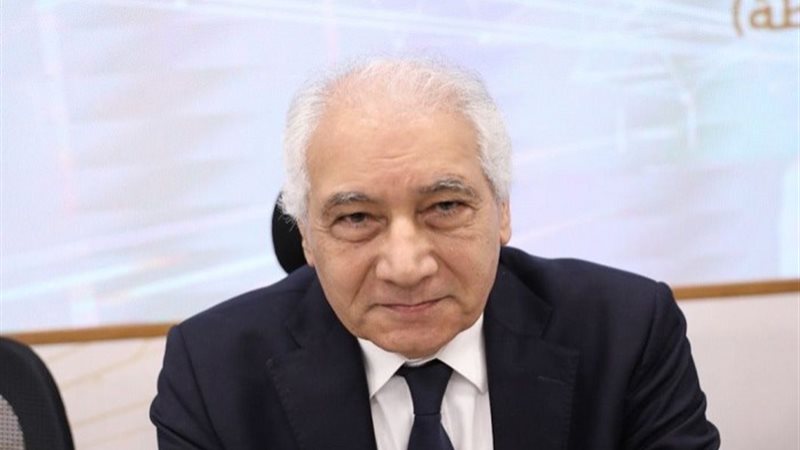 الدكتور أحمد جلال