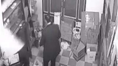 مفاجأة صادمة.. 24 كاميرا في فيلا الصيدلي المتحرش منها واحدة سرية بغرفة نومه