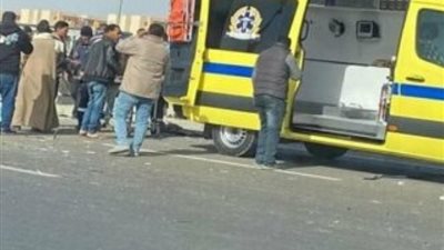 مصرع شخص وإصابة آخر في حادث تصادم على الطريق الصحراوي الشرقي