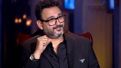 اليوم.. أكرم حسني ضيف أنس بوخش في ABtalks