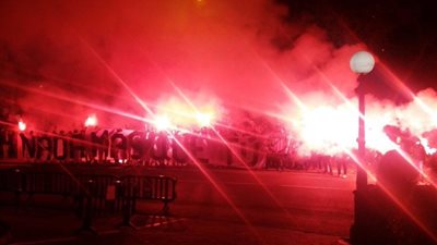 جماهير بوليفيا تشعل النار في مقر منتخب الأرجنتين