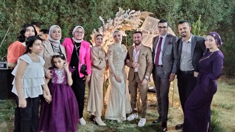 وليد عتلم وعائلته