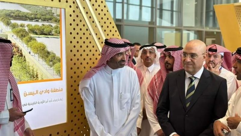 وزير الاسكان